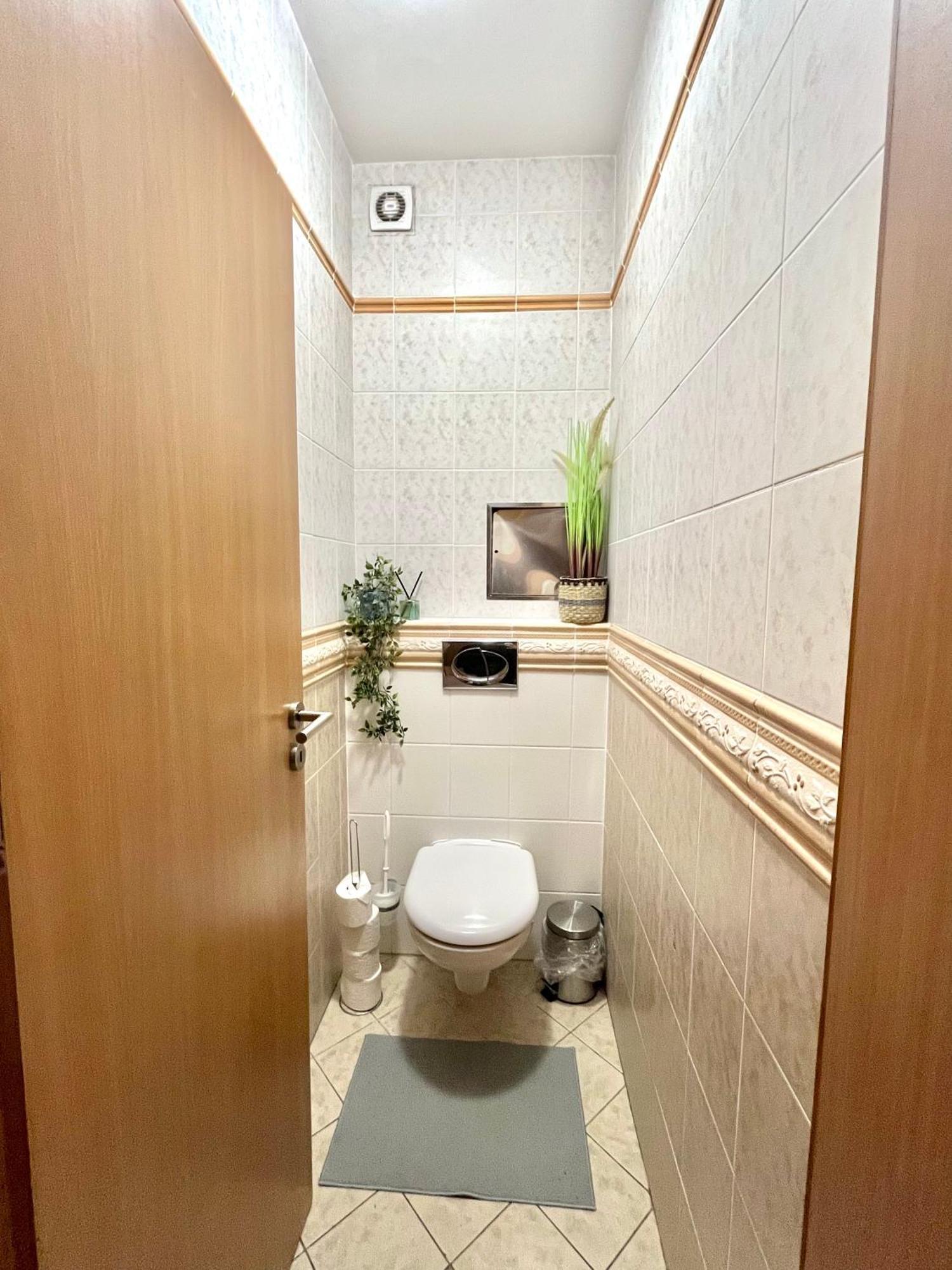 Apartment Tina - Old Town, Ac, Free Private Parking Bratislava Exterior foto